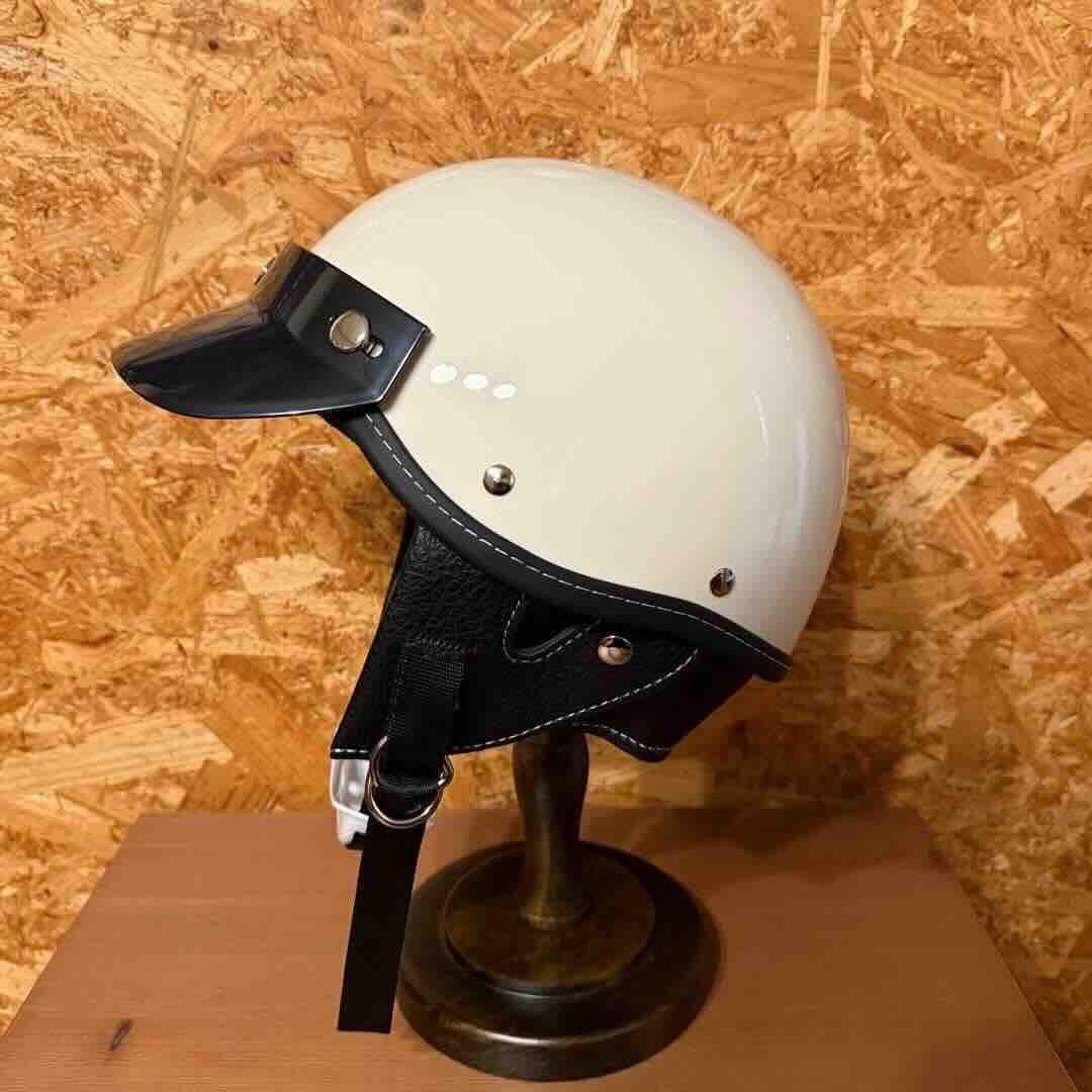 ハーフヘルメット ホワイト ショーティー 半ヘル 検BELL Buco