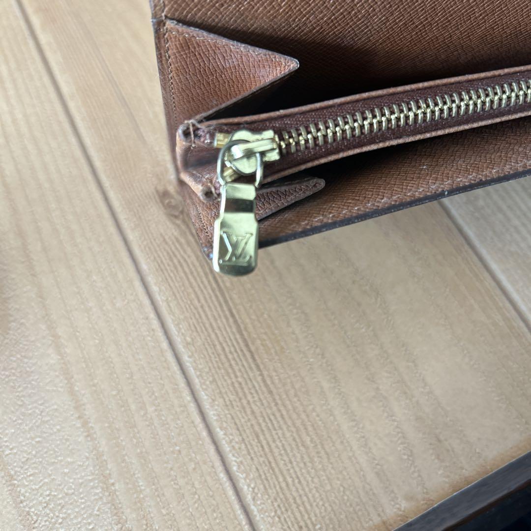 Louis Vuitton モノグラム長財布
