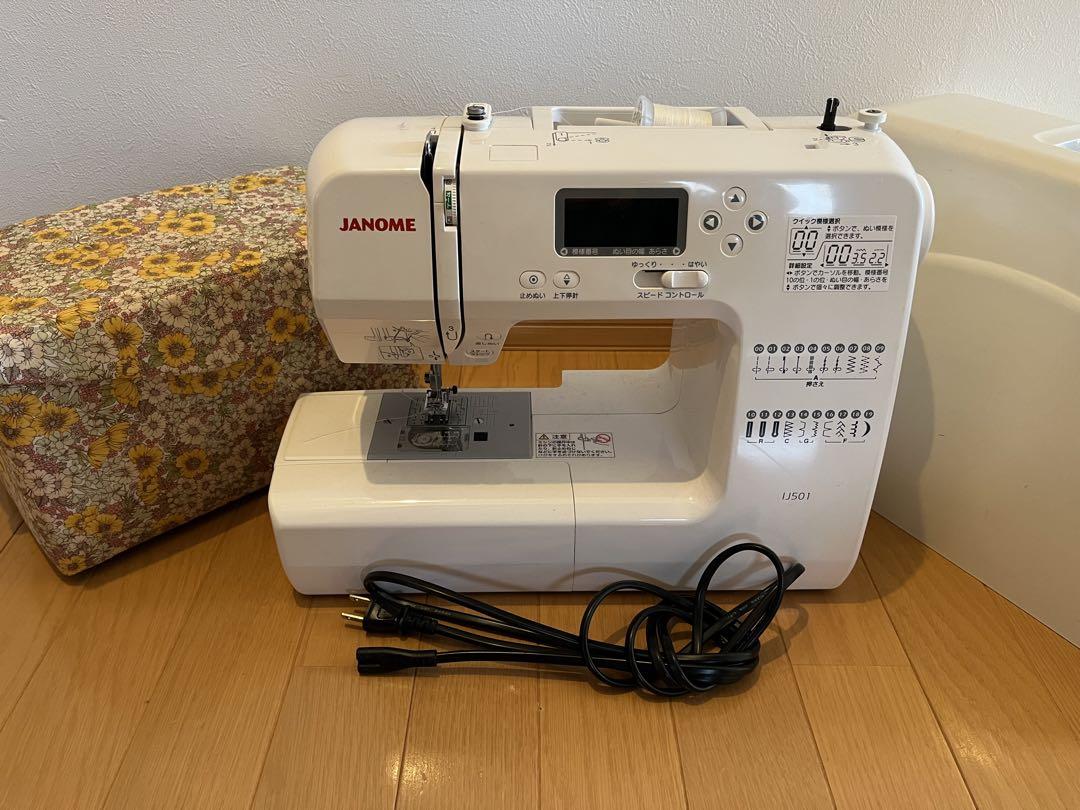 ⭐︎専用⭐︎ ミシン　裁縫箱　付属品色々