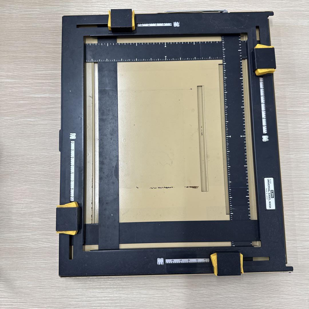 LPL 5132 ユニバーサル イーゼル 4枚羽