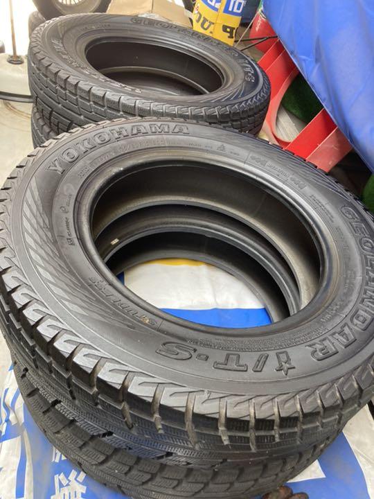 175/80R15 スタッドレスタイヤ　レアサイズ？