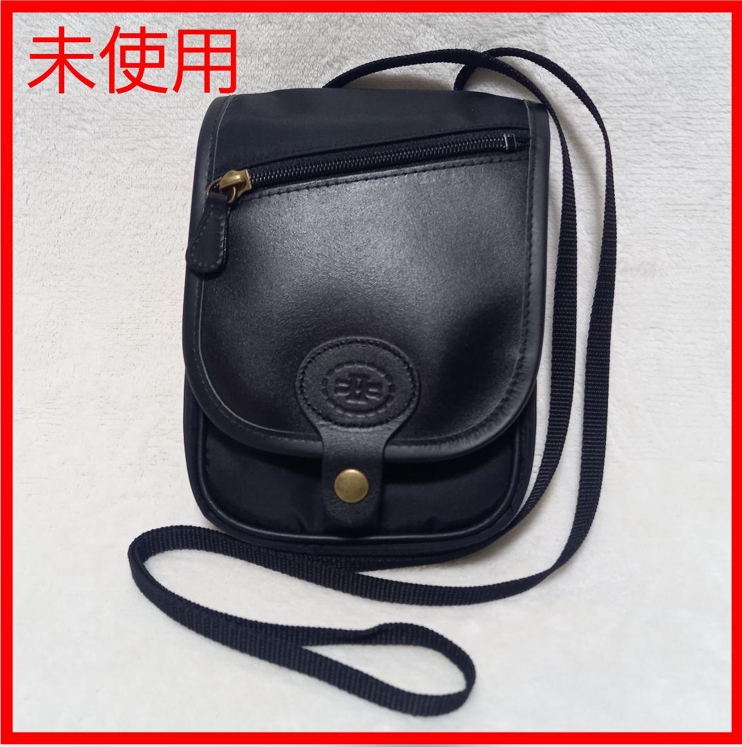 【新品未使用】ショルダーバック 斜め掛け可 牛革 ナイロン 金具 男女兼用 黒