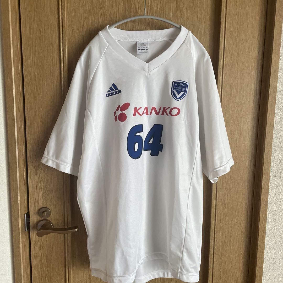 環太平洋大学adidas ホワイトジャージ 背番号64 M - メルカリ