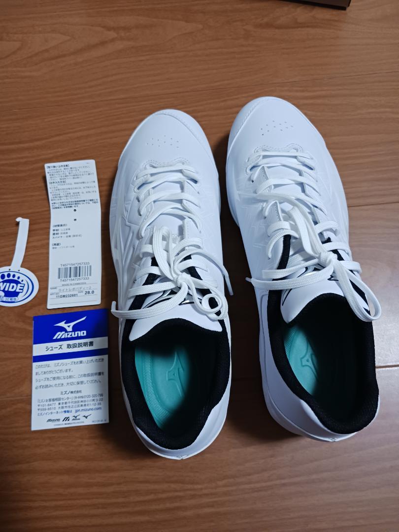 Mizuno 野球用ホワイトスパイクシューズ