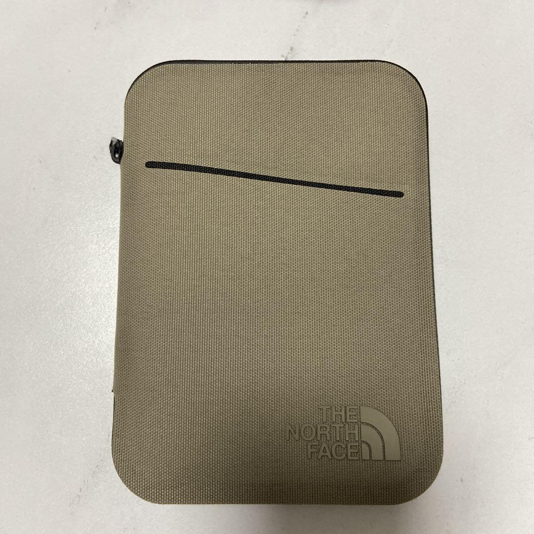 THE NORTH FACE ノースフェイス ランブルパスポートケース
