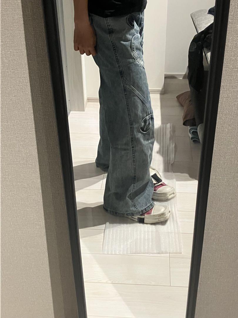 中国新進気鋭 デニムパンツ