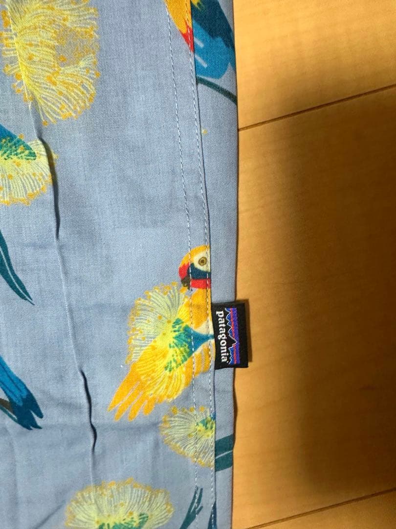 美品 パタゴニア オーガニックコットン アロハシャツ 19年限定 インコ柄