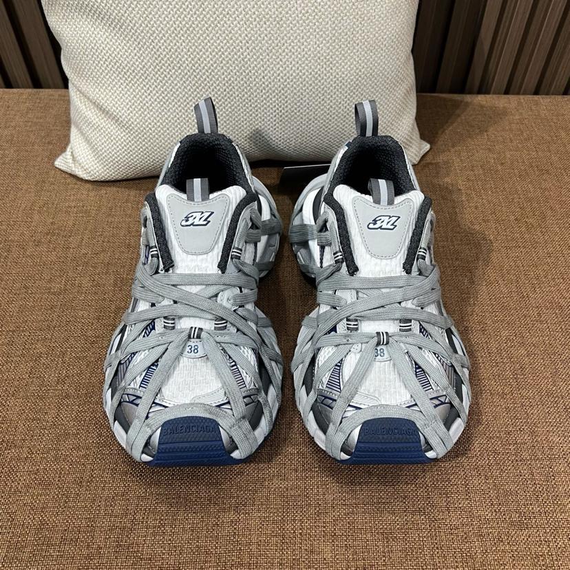 BALENCIAGA 3XL スニーカー