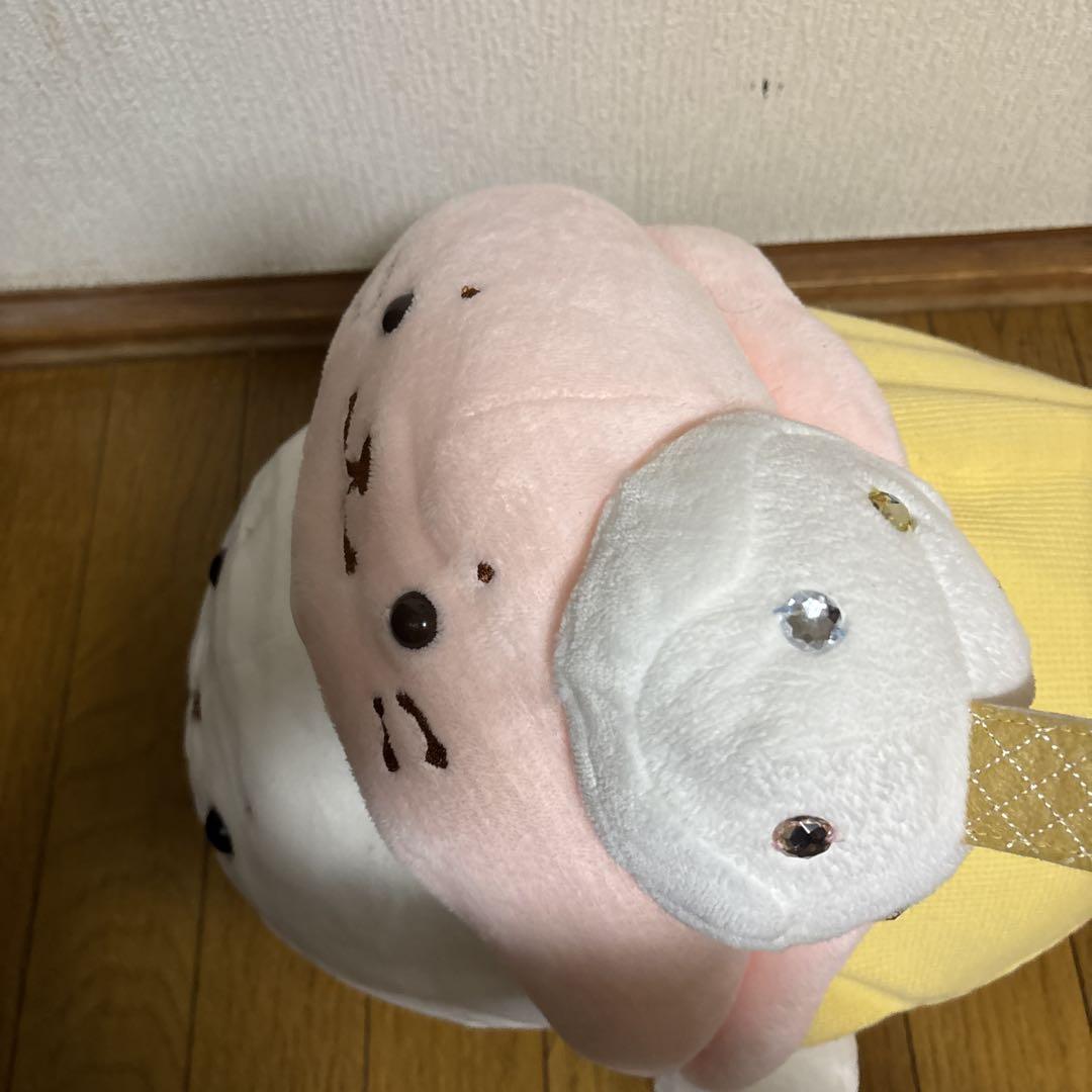 しろたん　アイスクリーム　ぬいぐるみ