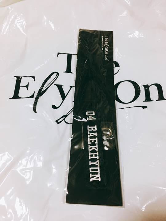 メルカリ Exo アンコングッズ 刺繍ネームタグ ベッキョン アイドル 2 500 中古や未使用のフリマ