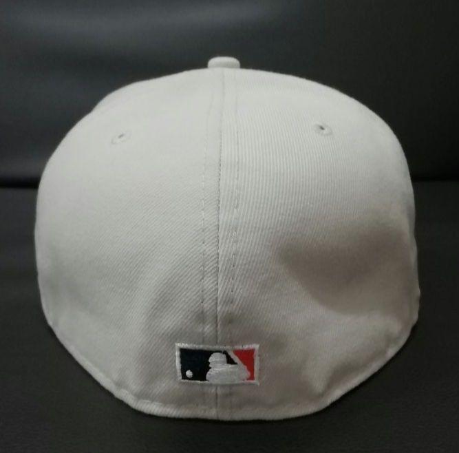 〈美品〉【US限定】ニューエラ × Detroit Tigers キャップ