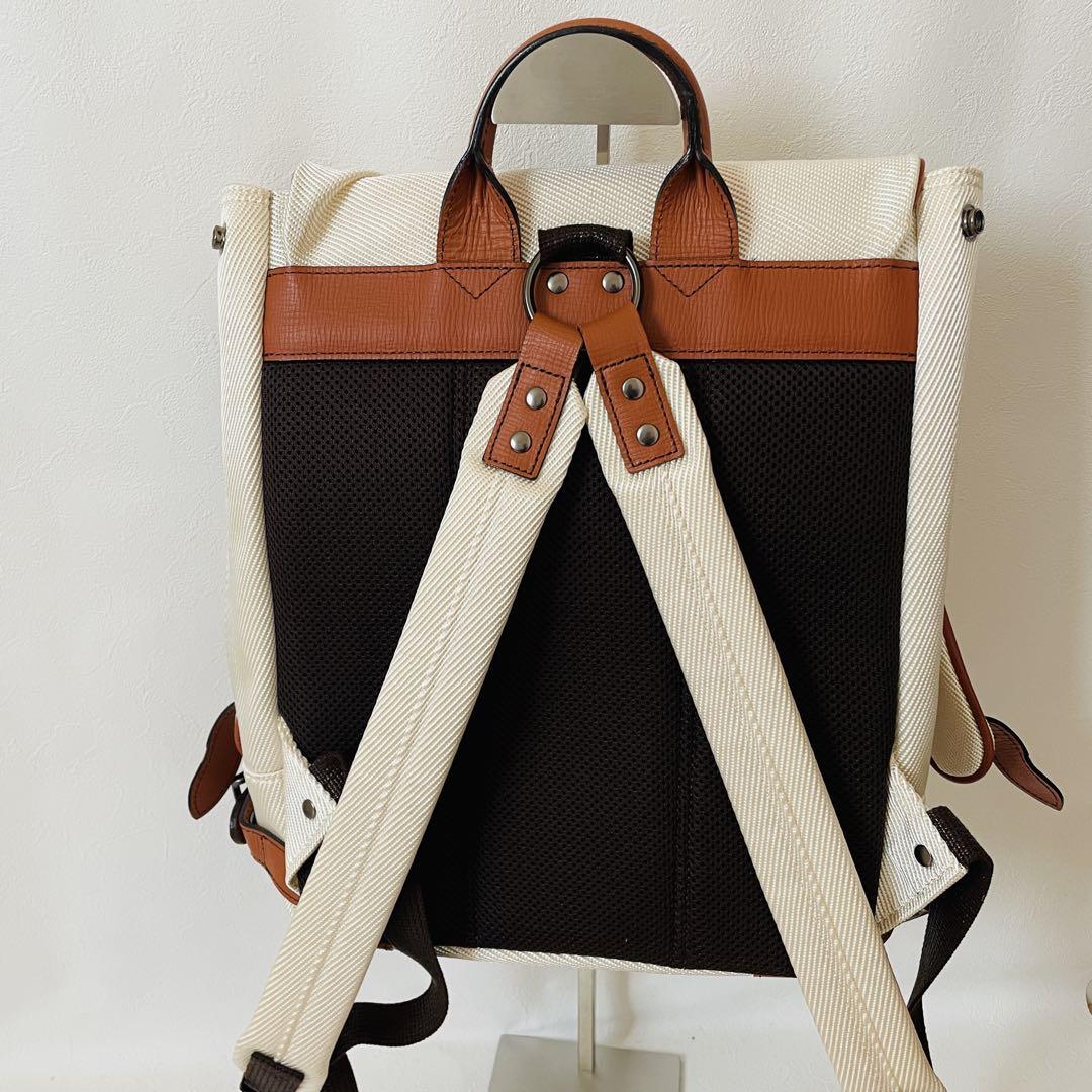 美品　Lin-Ku 輪怐 極 ナイロン レザー リュック　オフホワイト
