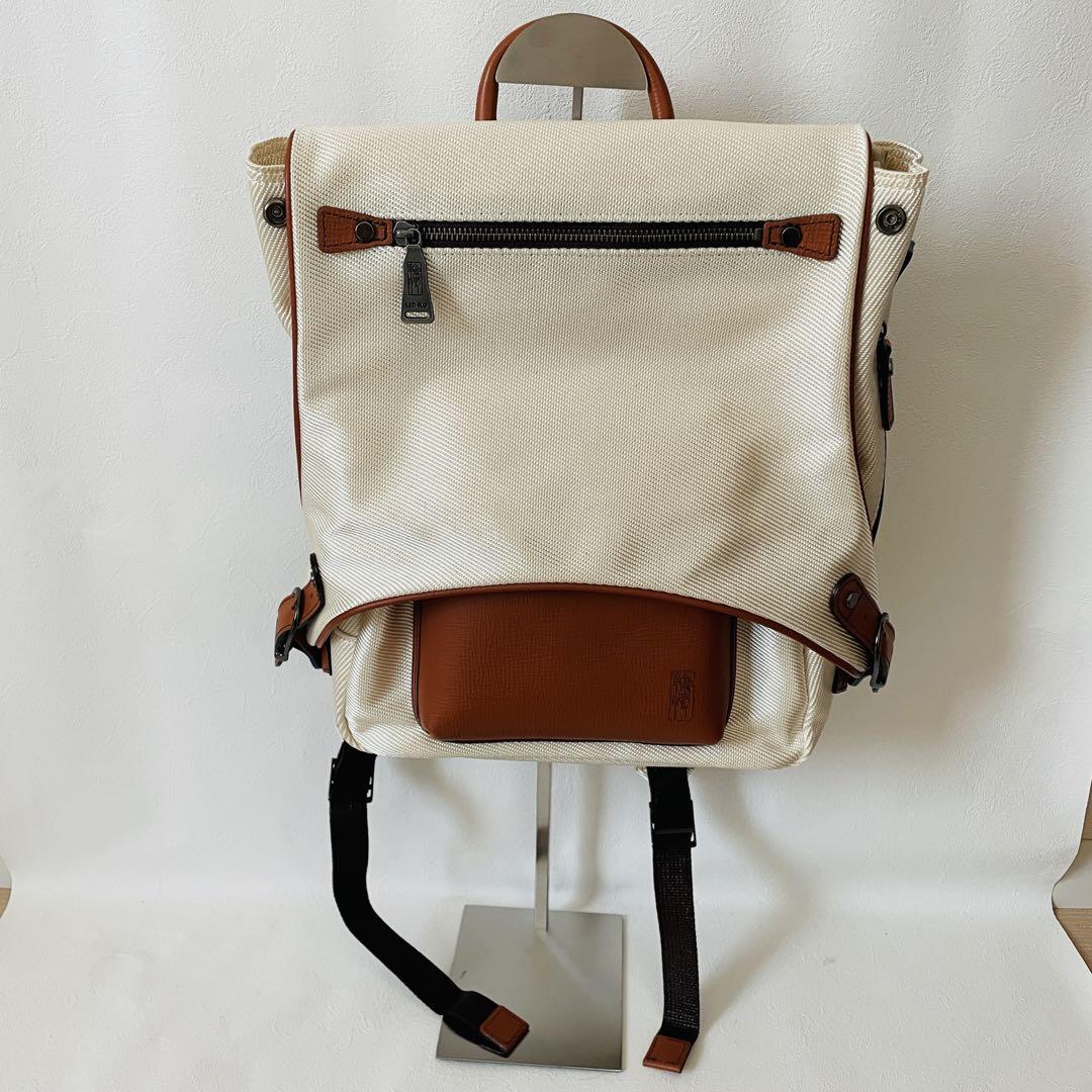 美品　Lin-Ku 輪怐 極 ナイロン レザー リュック　オフホワイト