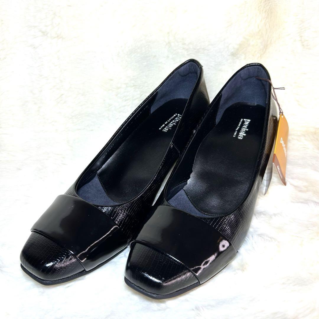 【pedala】 ペダラ　新品　パンプス　23 E タグ付き　黒　綺麗　本革