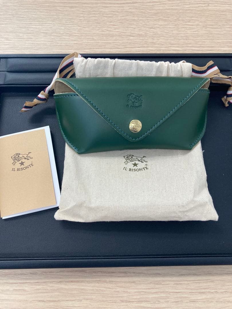 IL BISONTE レザー メガネケース グリーンILBISONTE