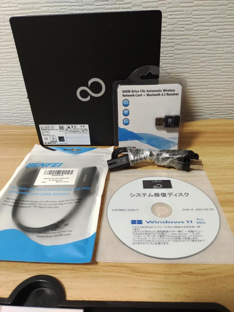 注目 ESPRIMO Q558/V i5-8500T 8GB SSD256GB DVD デスクトップ型PC