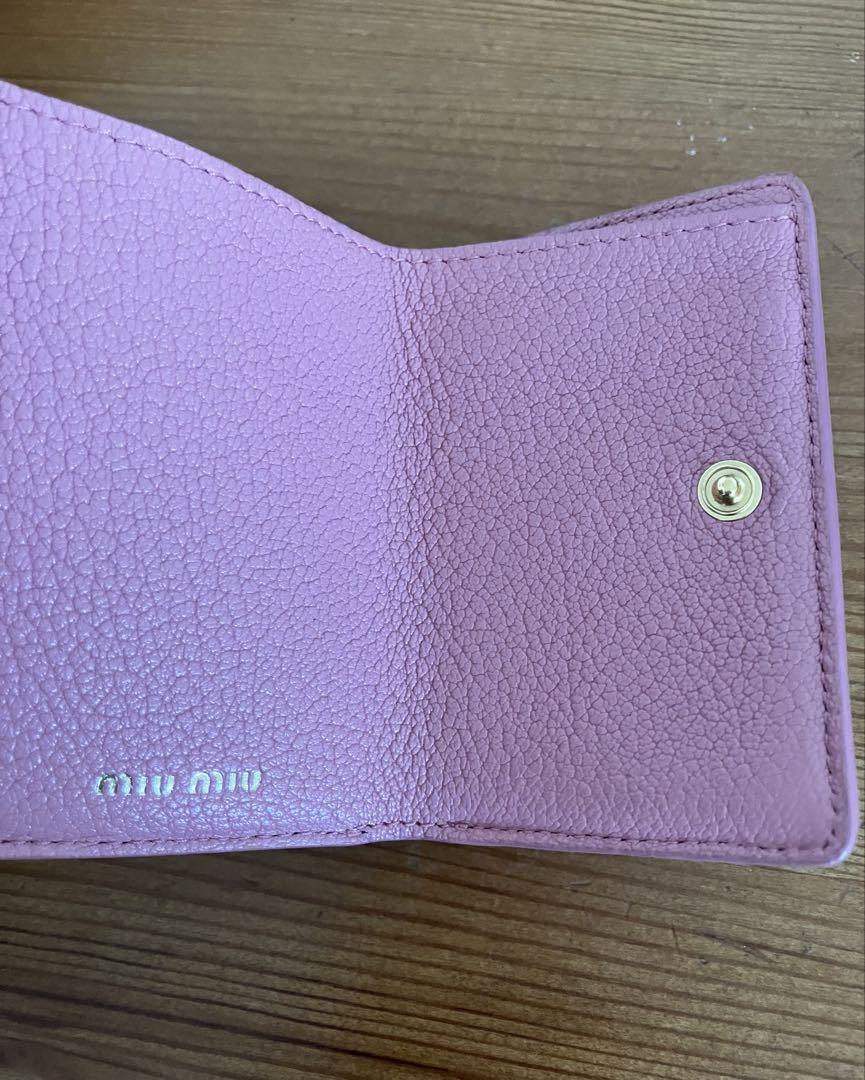 極美品 miu miu ミュウミュウ 三つ折り財布 ミニ財布 箱付き