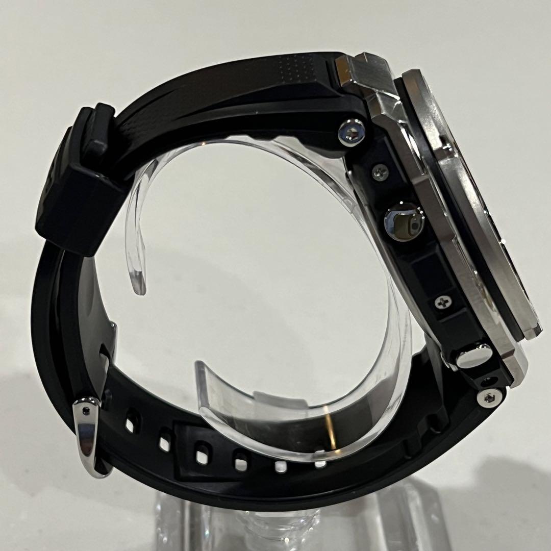 【極美品】CASIO G-SHOCK GST-W110 画像5