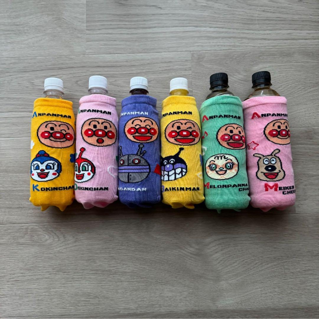 アサヒ飲料アンパンマンペットボトルカバー全6種 - メルカリ