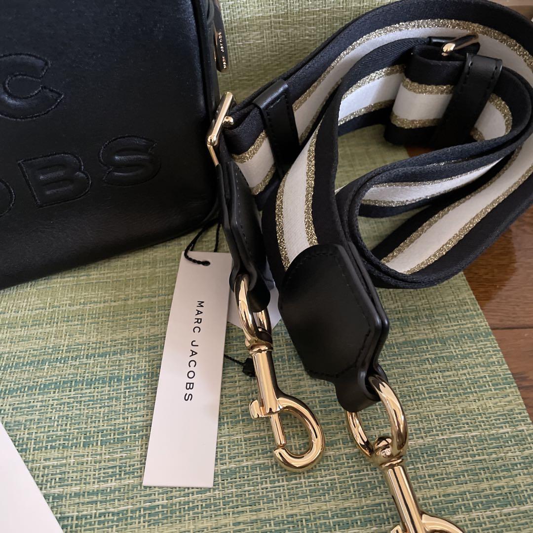 MARC JACOBS ブラック ショルダーバッグ