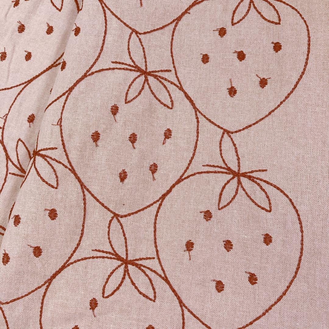 完売品 [no.3393]刺繍 いちご柄 ピンク シーチング 生地＊ www