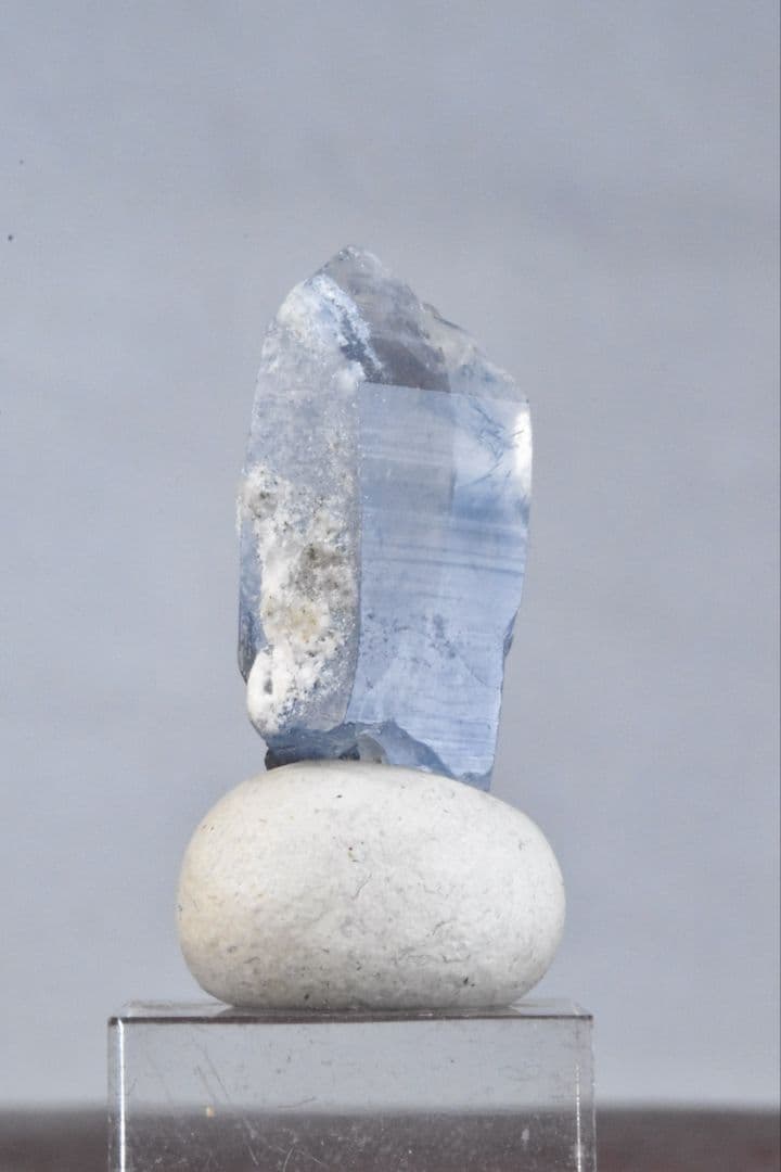 アフガニスタン クナール産 ブルークォーツ03