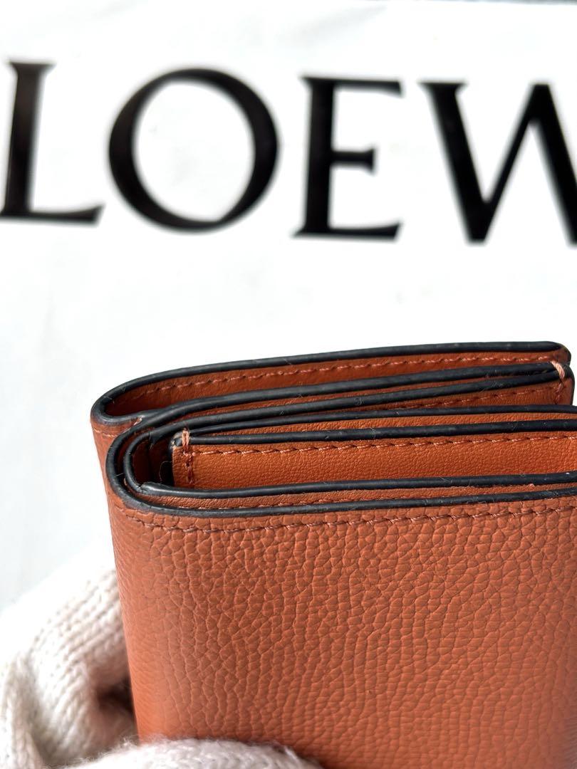【あんしん鑑定】LOEWE ロエベ オレンジ 三つ折り財布【美品】【付属品完備】 あんしん鑑定】LOEWE ロエベ オレンジ 三つ折り財布【美品