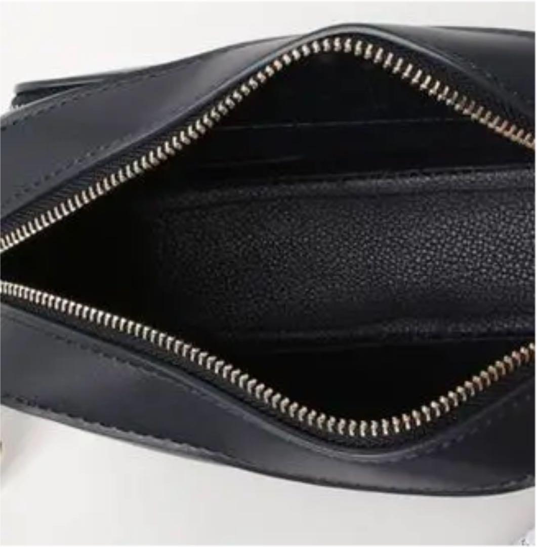新品、未使用TOMMY HILFIGER シグネチャーミニショルダーバック