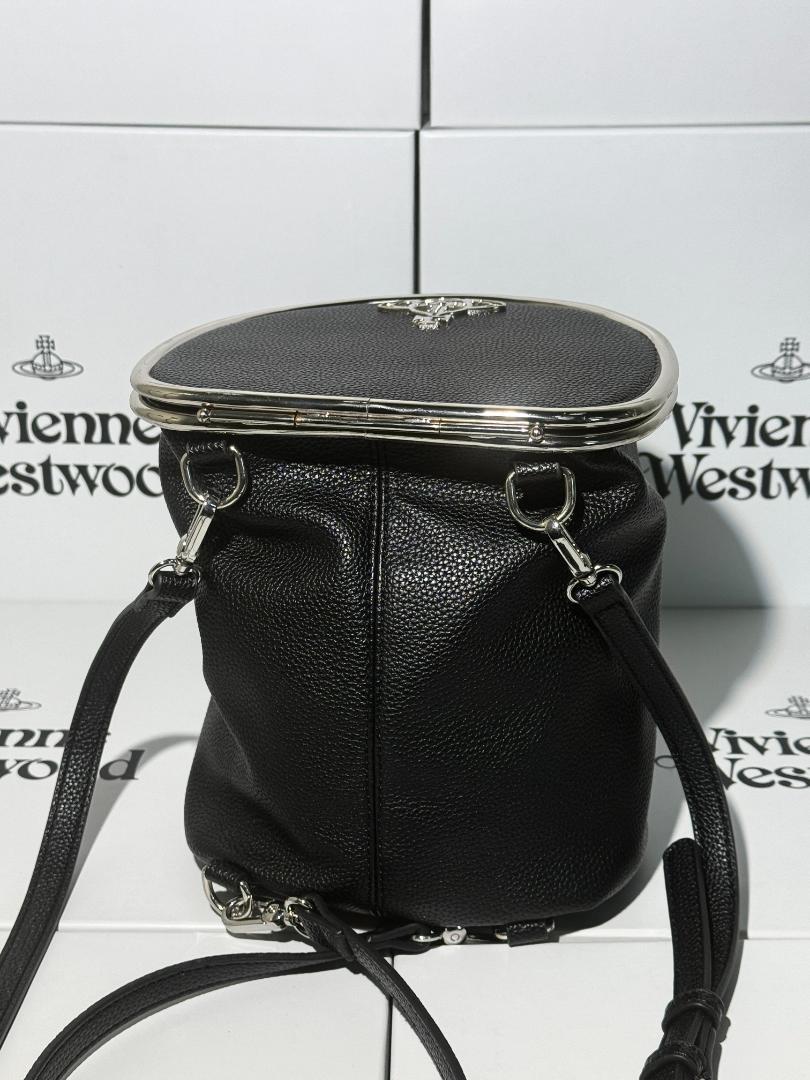 Vivienne Westwood ブラックリュック