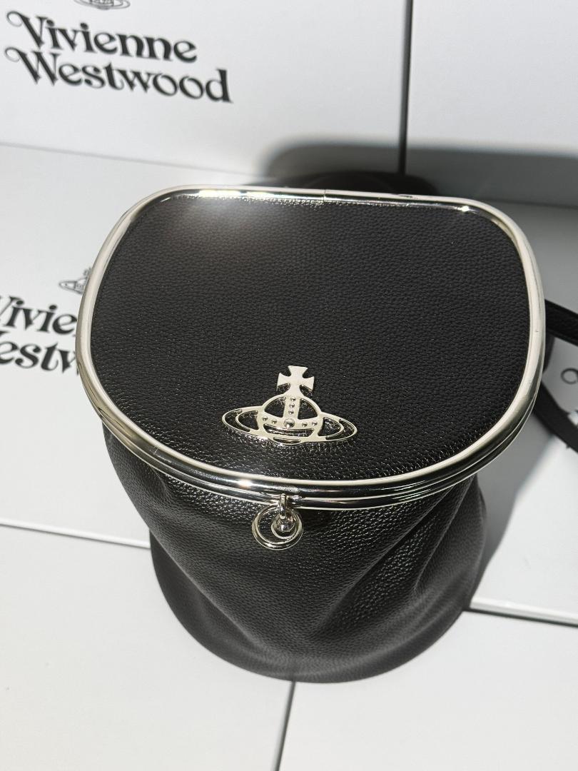 Vivienne Westwood ブラックリュック