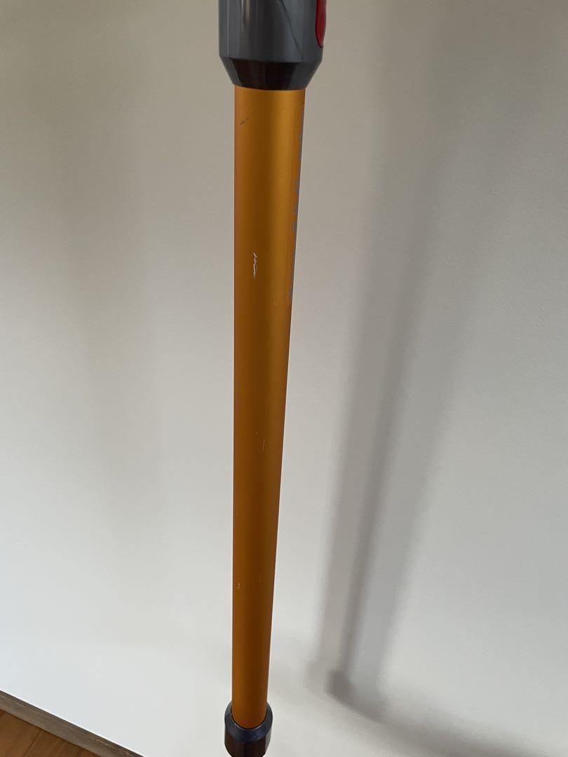 Dyson V8 Fluffy Extra SV10 TI【スタンド付】
