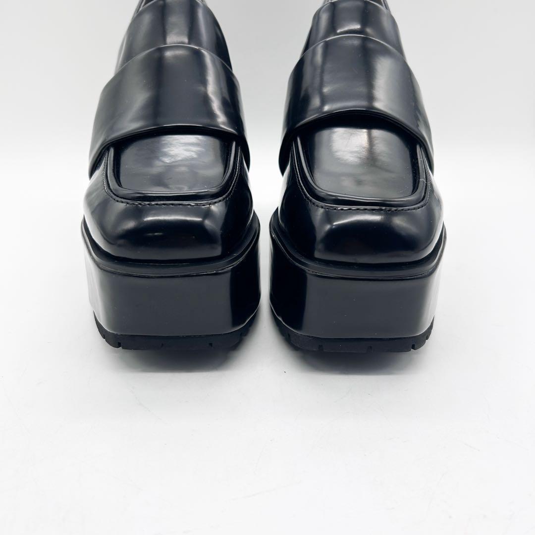 ボリュームソールローファー