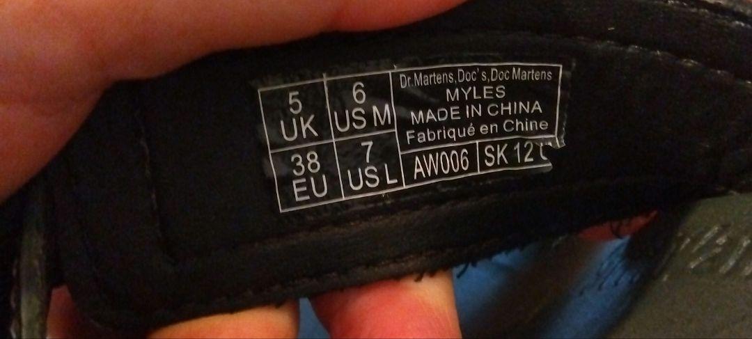 Dr.Martens MYLES ドクターマーチン UK5