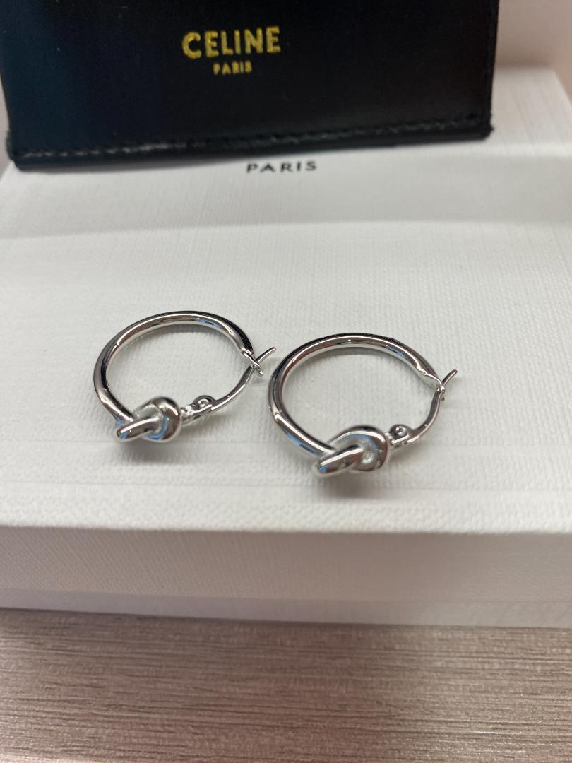 人気♪CELINEセリーヌ ピアス シルバー　美品