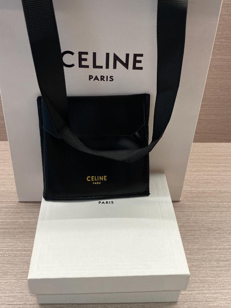 人気♪CELINEセリーヌ ピアス シルバー　美品