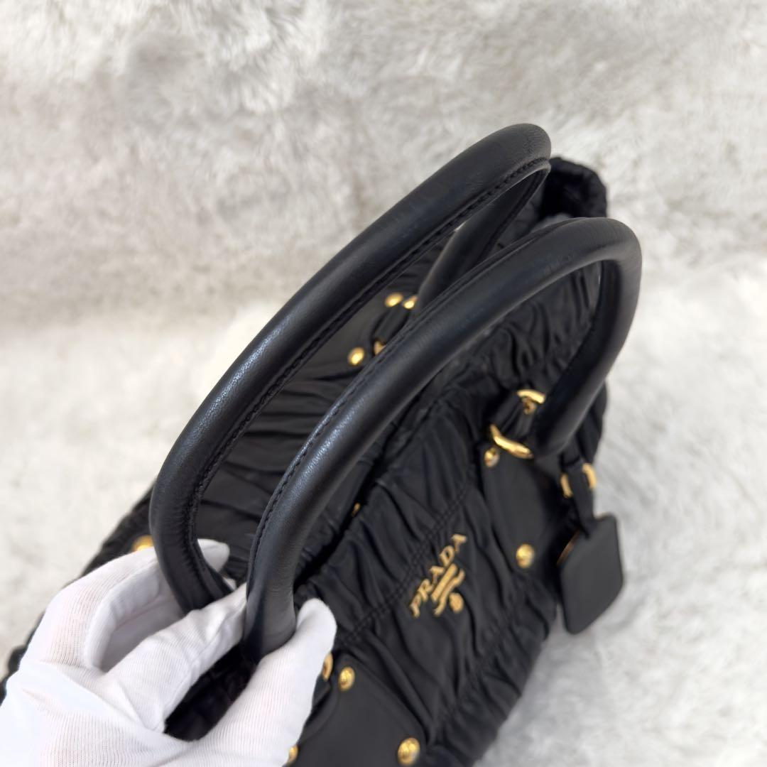 美品⭐️PRADA プラダ ハンドバッグ レザー ブラック ナッパレザー トート