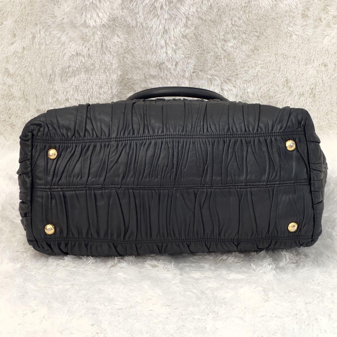美品⭐️PRADA プラダ ハンドバッグ レザー ブラック ナッパレザー トート