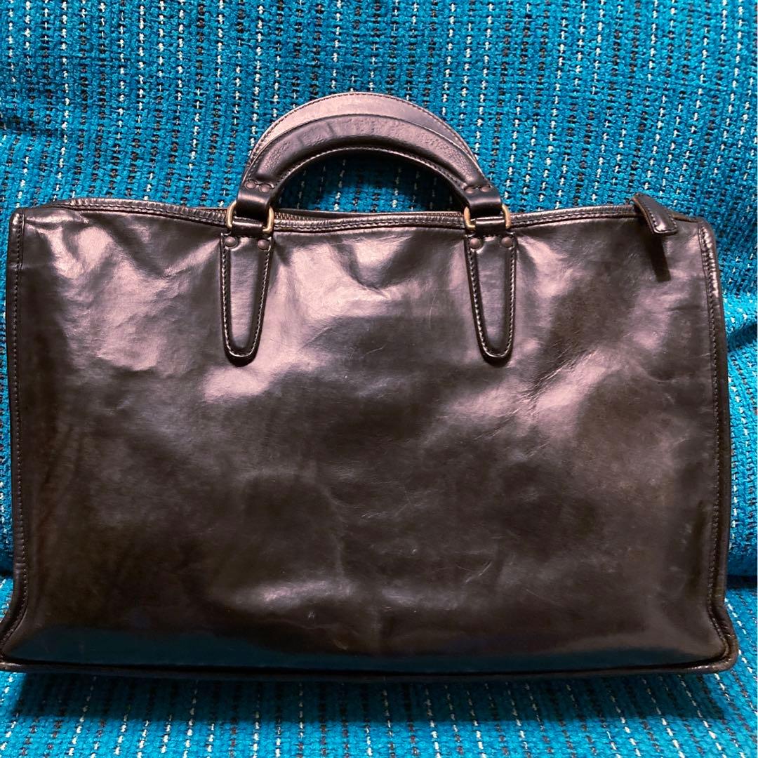 入手困難入手困難《美品》Felisi フェリージ ビジネスバッグ レザー 本