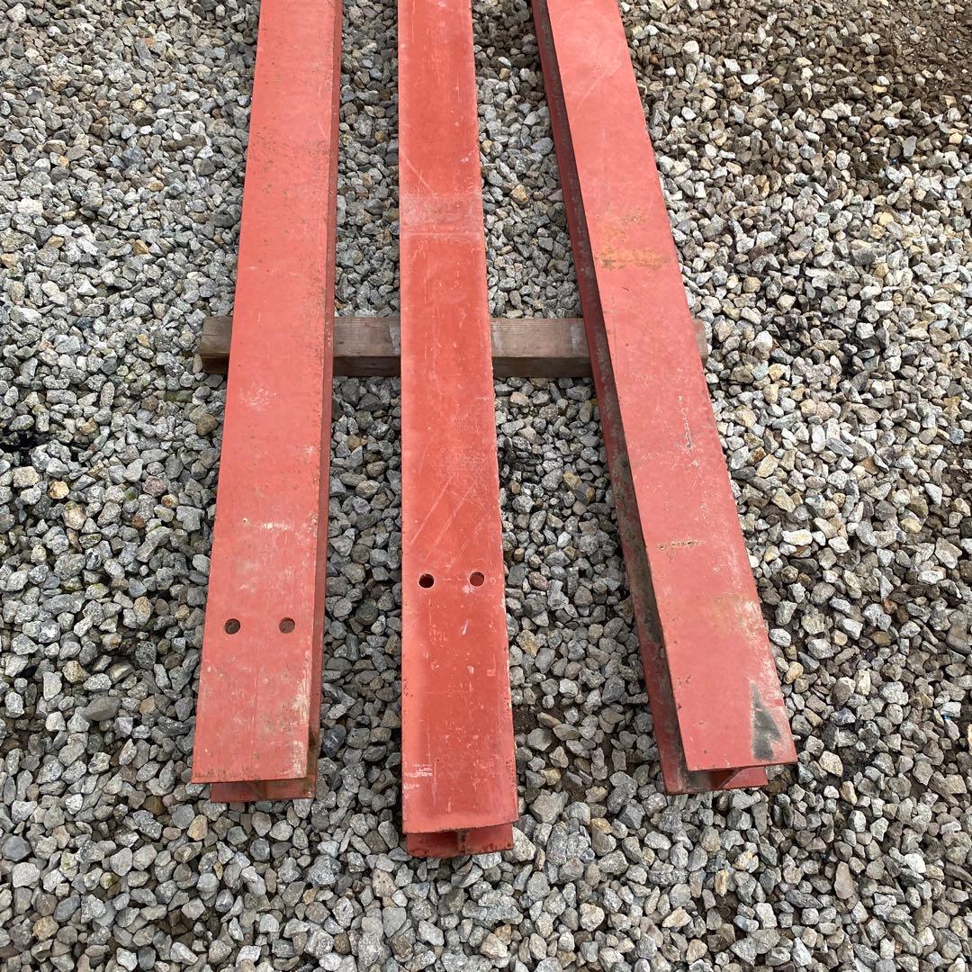 100x100x6x8 穴有り