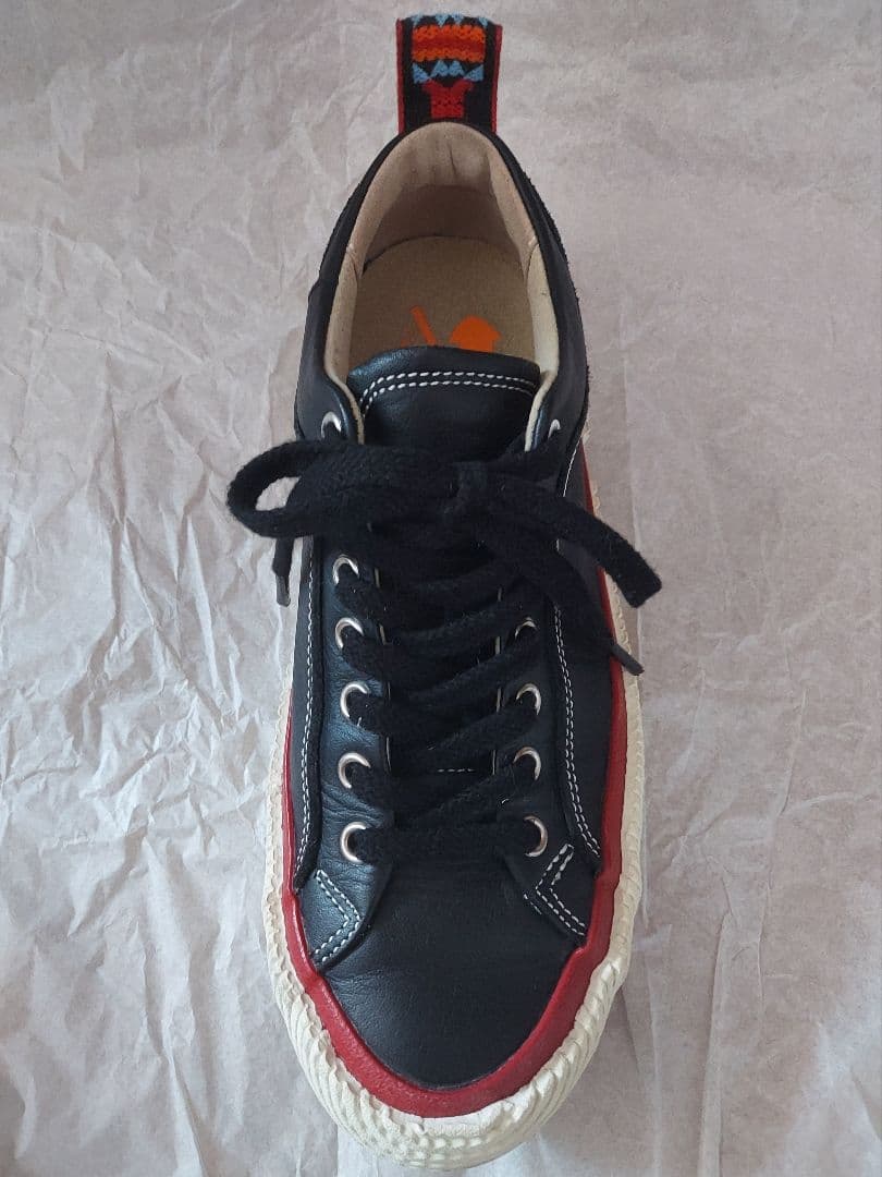 SPINGLE MOVE スニーカー XS ブラック/レッド