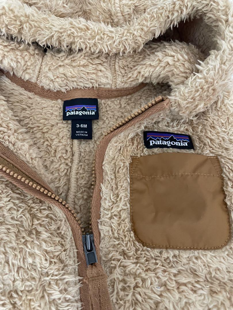 人気商品 patagonia 3-6M フリースロンパース ベビー ロンパース・カバーオール