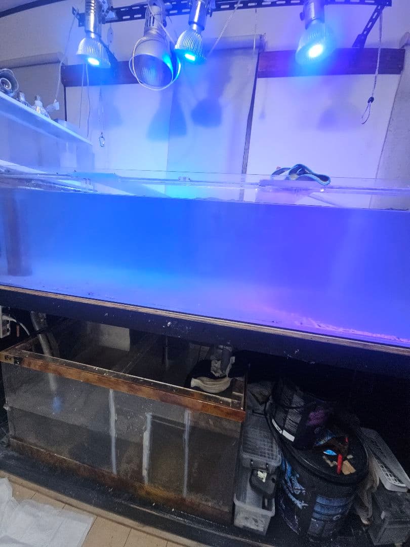 1800水槽アクリルセット水槽、濾過槽、水槽台引き取り限定 神奈川 1800水槽アクリルセット水槽、濾過槽、水槽台引き取り限定 神奈川