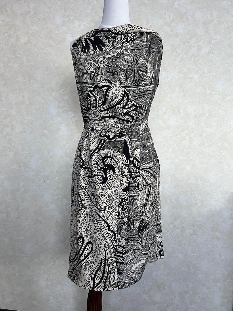 ETRO エトロ　ワンピース（サイズ38）♡美品　 シルク　ペイズリー柄 ETRO エトロ ワンピース（サイズ38）♡美品 シルク ペイズリー柄