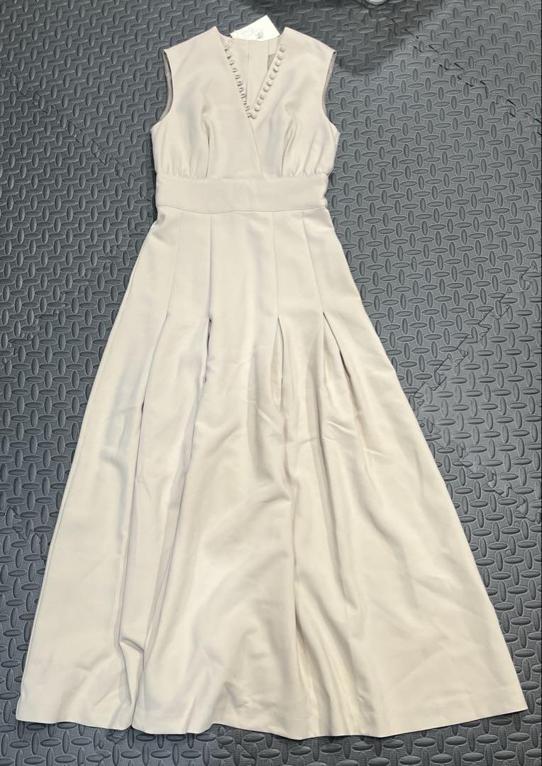 c*D様 新品未使用 ローレン louren pleats long onepi - メルカリ