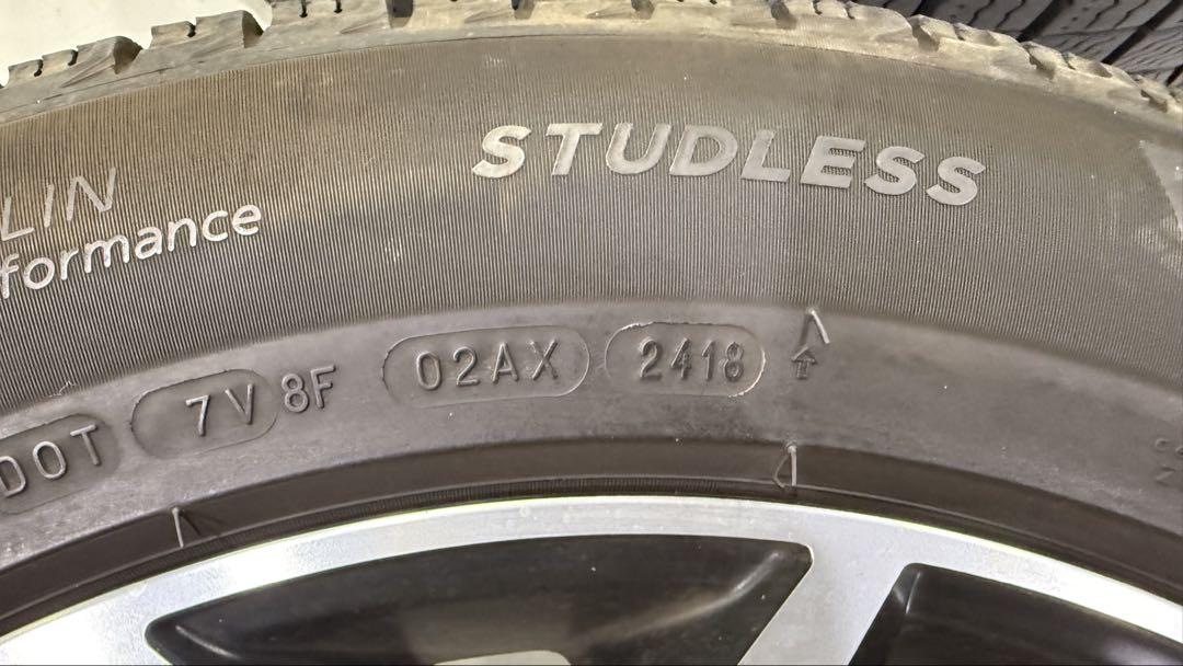 スタッドレス19インチホイールセット