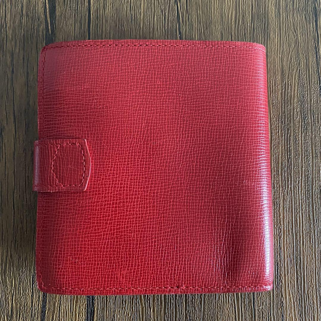 そろそろ売れるかな〜美品 DIOR 二つ折財布
