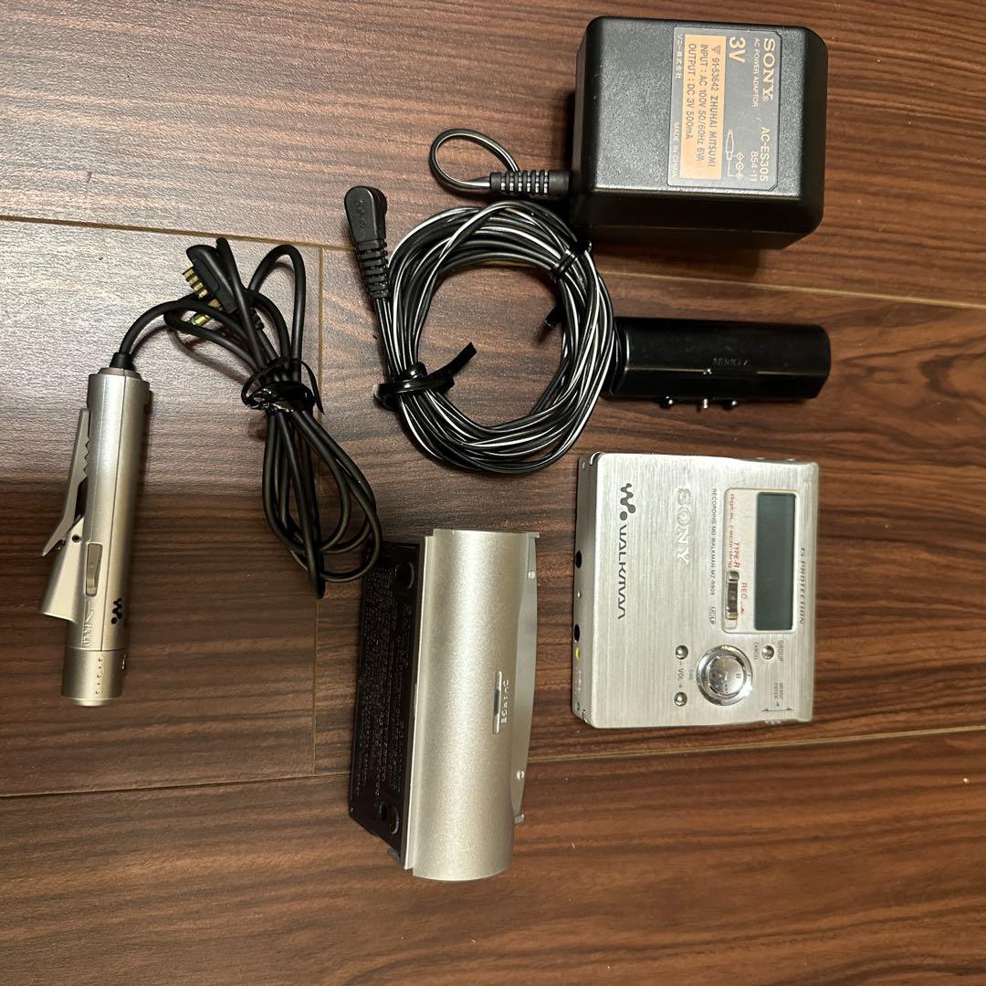 MZ-R909