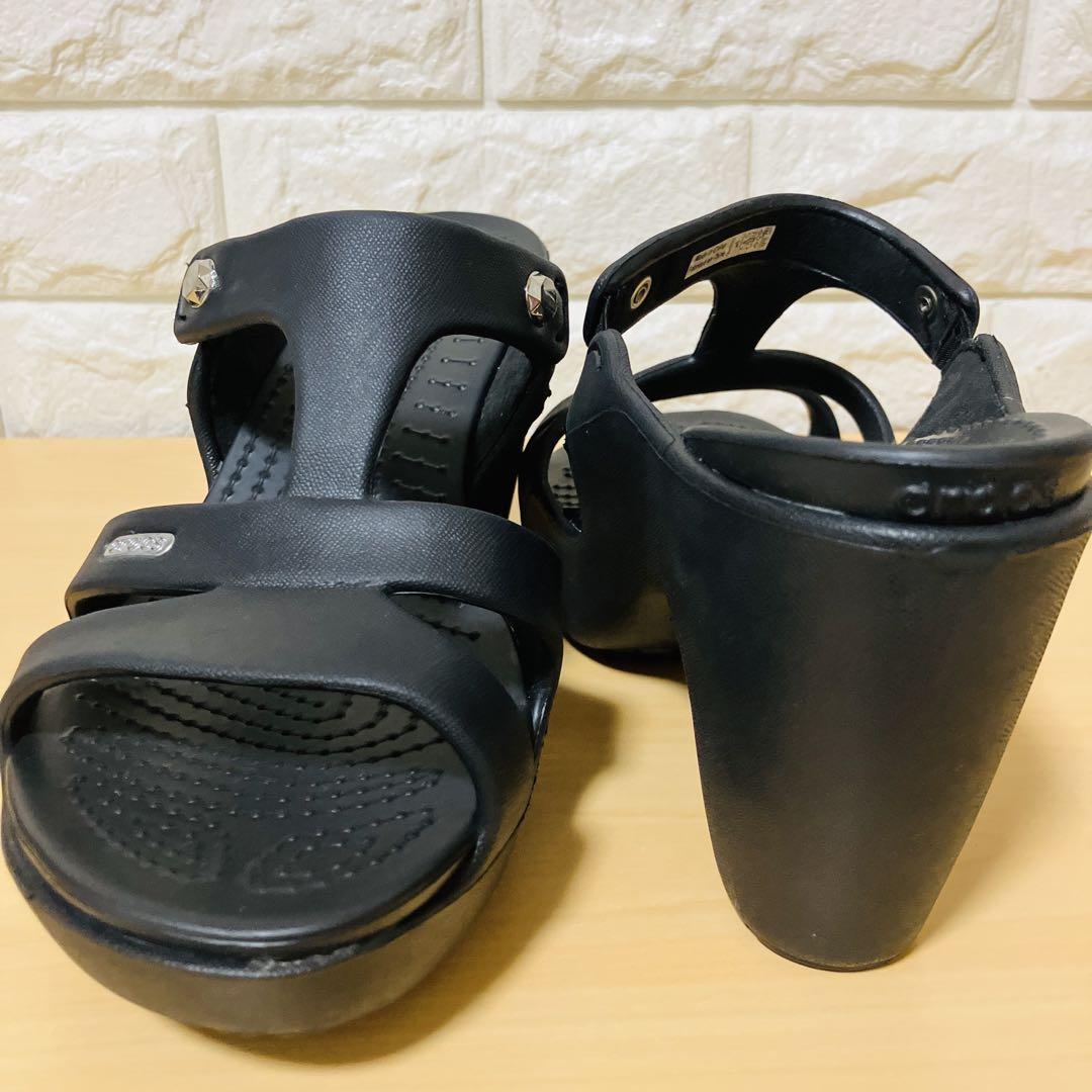 クロックス　crocs Cyprus V Heel サイプラス Amazon.com | Crocs Women's Cyprus V Heel Sandal | Heeled Sandals
