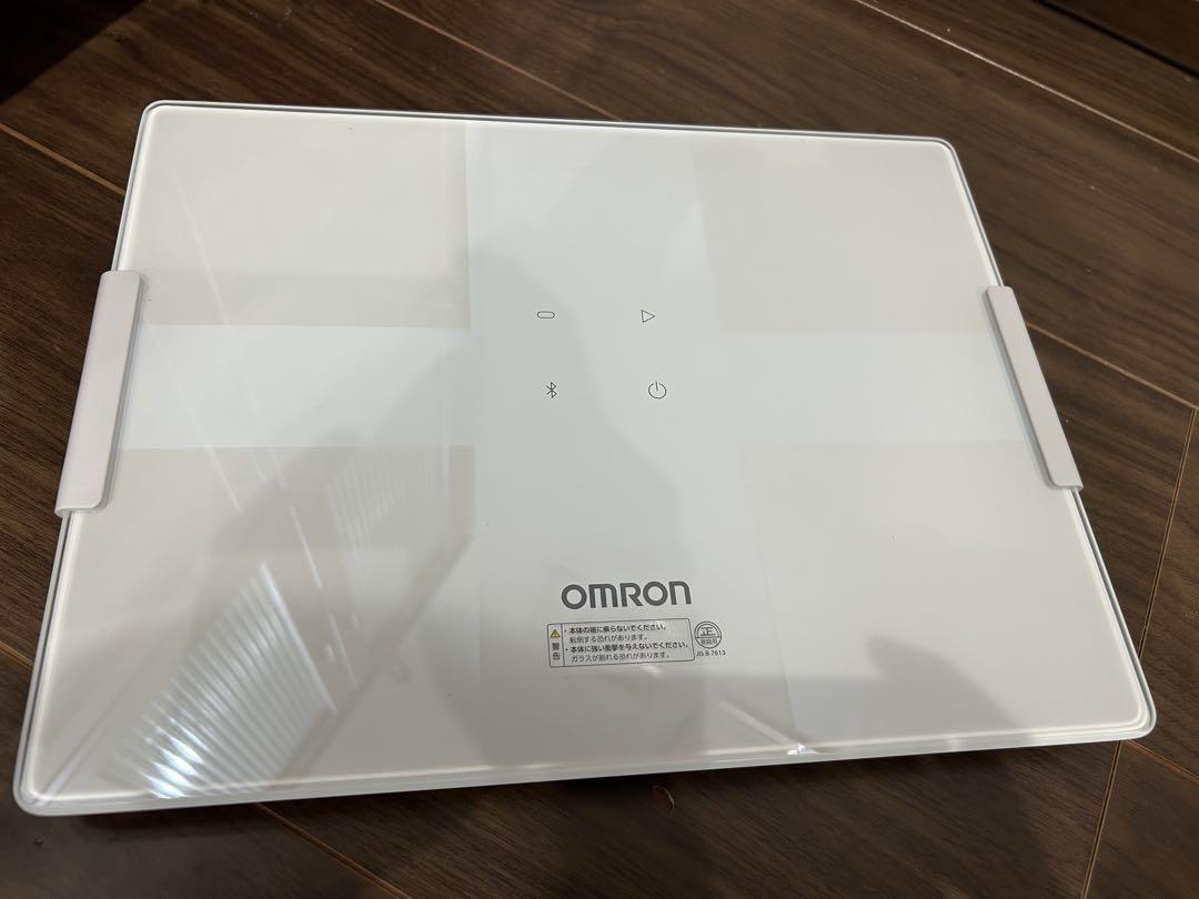 OMRON KRD-508T-W 体組成計 ホワイト