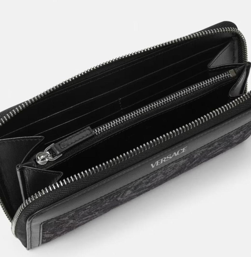 【関税/送料込】VERSACE ファスナー長財布 バロッコジャカード 楽天市場】ヴェルサーチ 長財布 財布 バロッコ アテナ